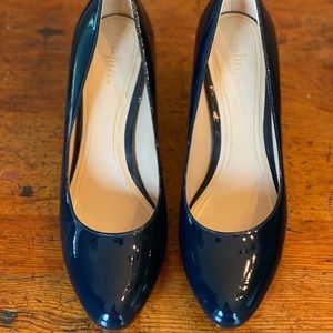 NWT Cole Haan navy patent leather heels